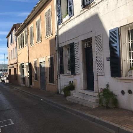 Studios Du Marin Sur Port De La Ciotat Bagian luar foto